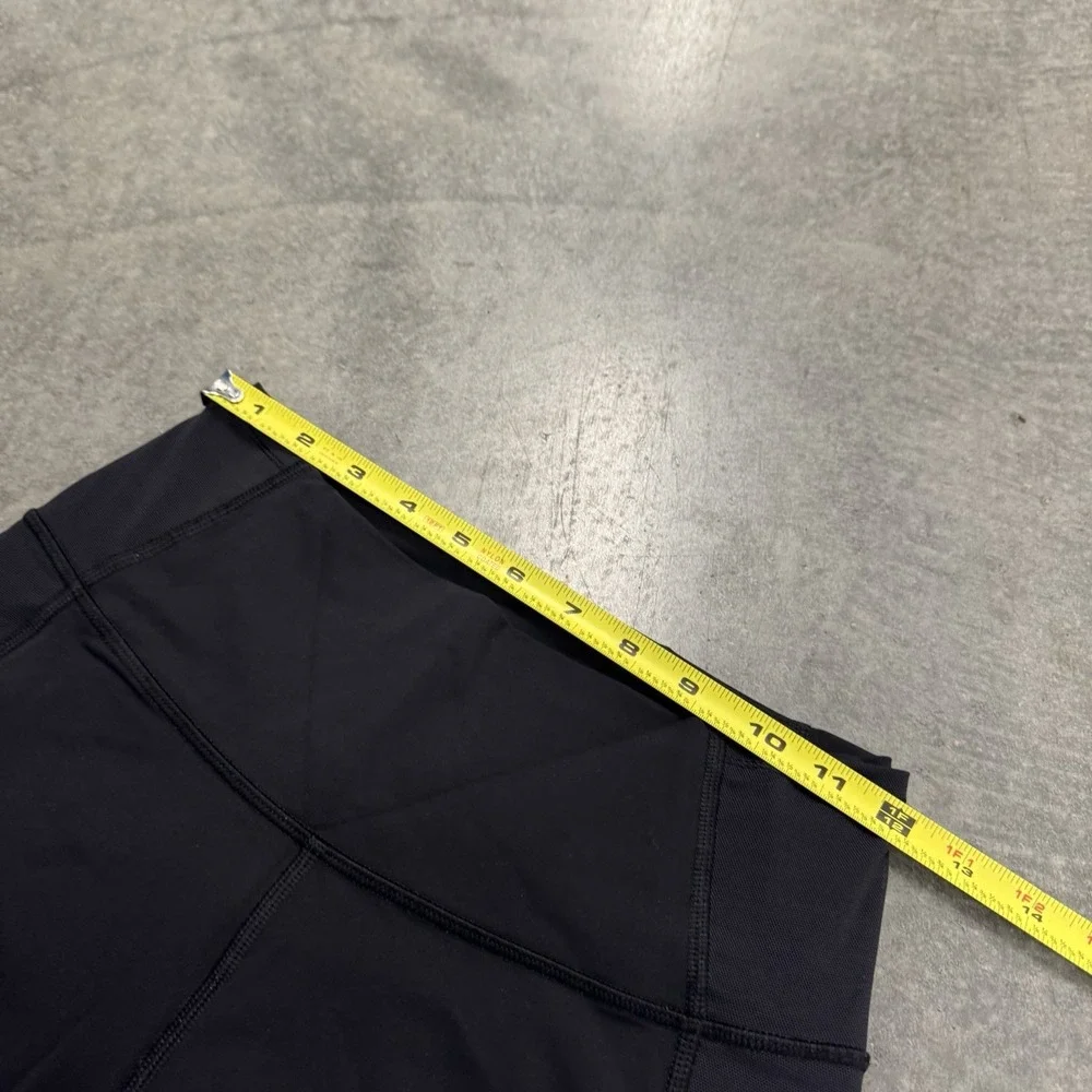 Women's Lululemon Leggings Black Mid Rise Athletic Yoga Pants Sz 6